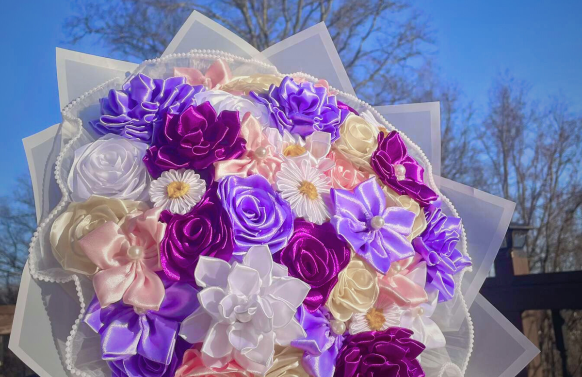 A custom made eternal flower bouquet by i.floraln.