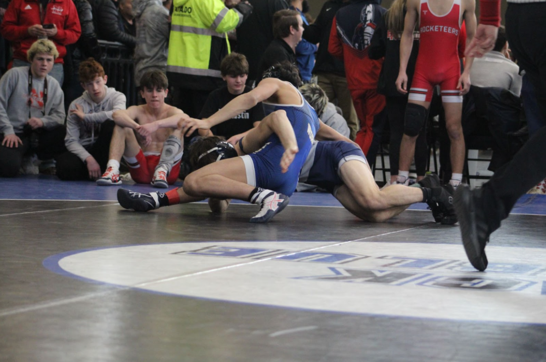 Freshman Matt Batista Qualifies for Wrestling All-States