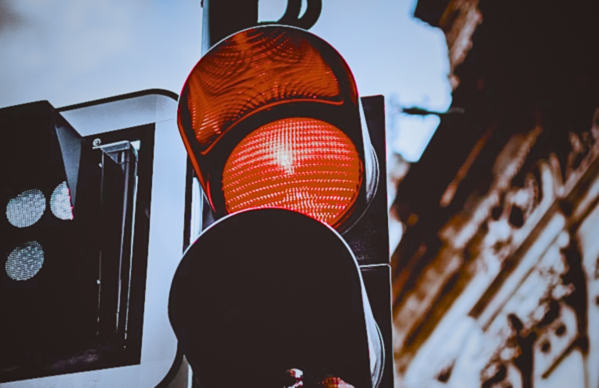 Stuck at a Red Light, Caught Into Gunfire Chaos